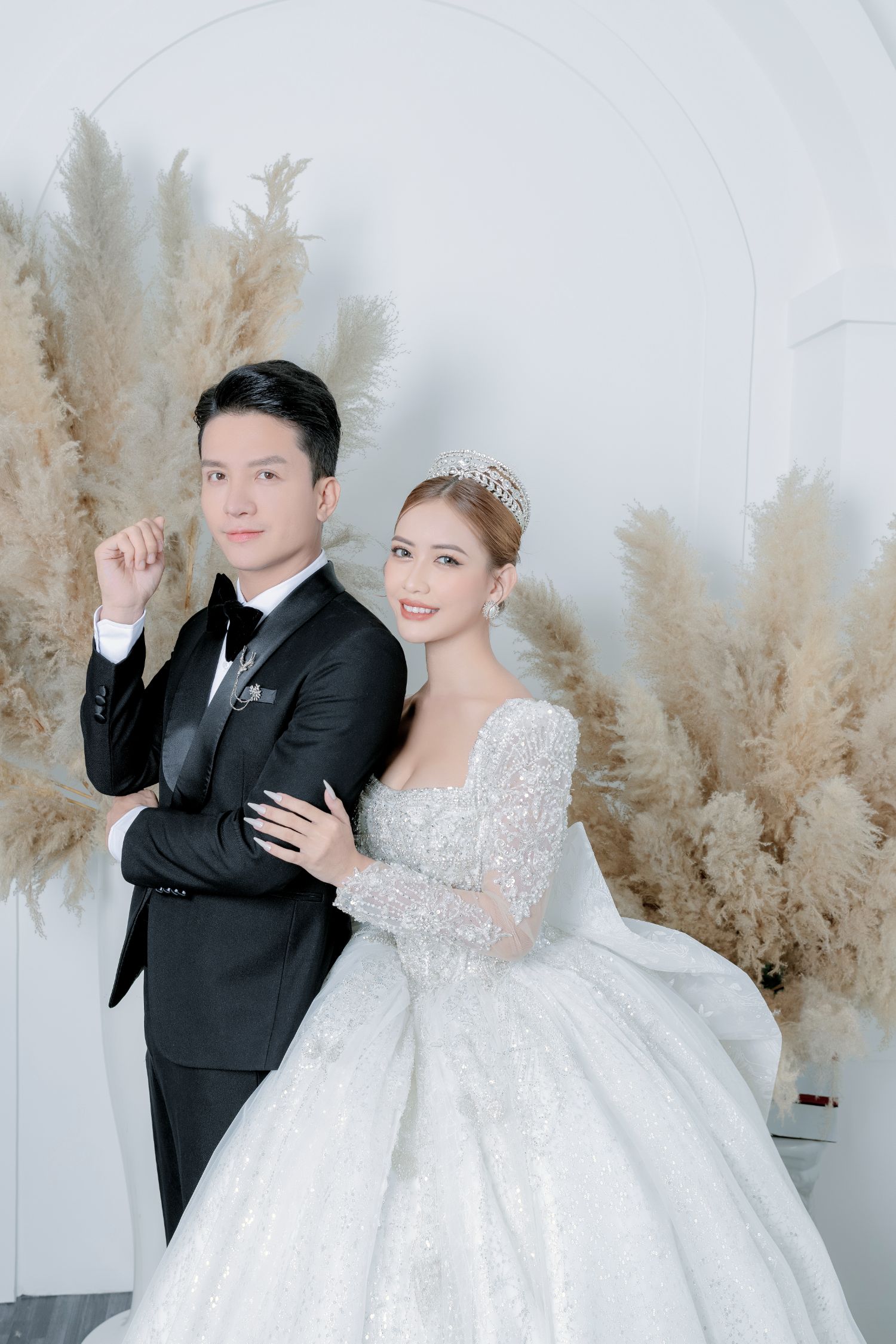 Váy cưới phi lụa đơn giản phong cách Hàn quốc | Shopee Việt Nam